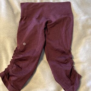 Lululemon The Flow Compression Ruched Crop  Heathered Berry Yum Size